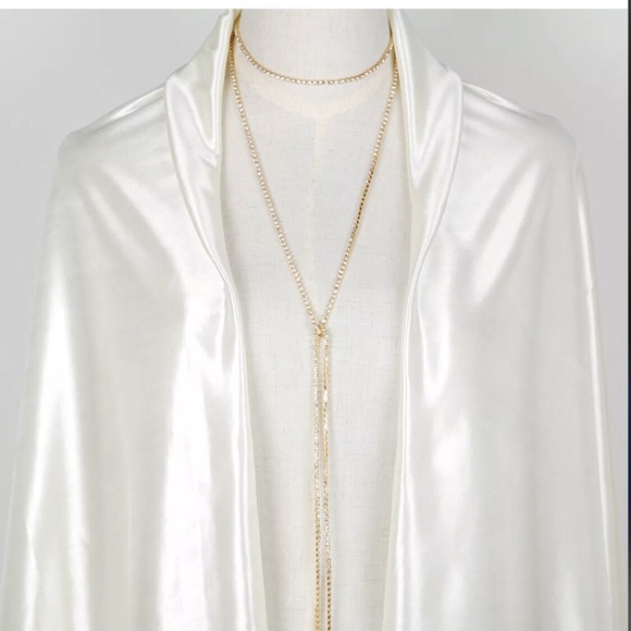 Jewelry - 🎉Final Sale🎉Gold rhinestone wrap necklace